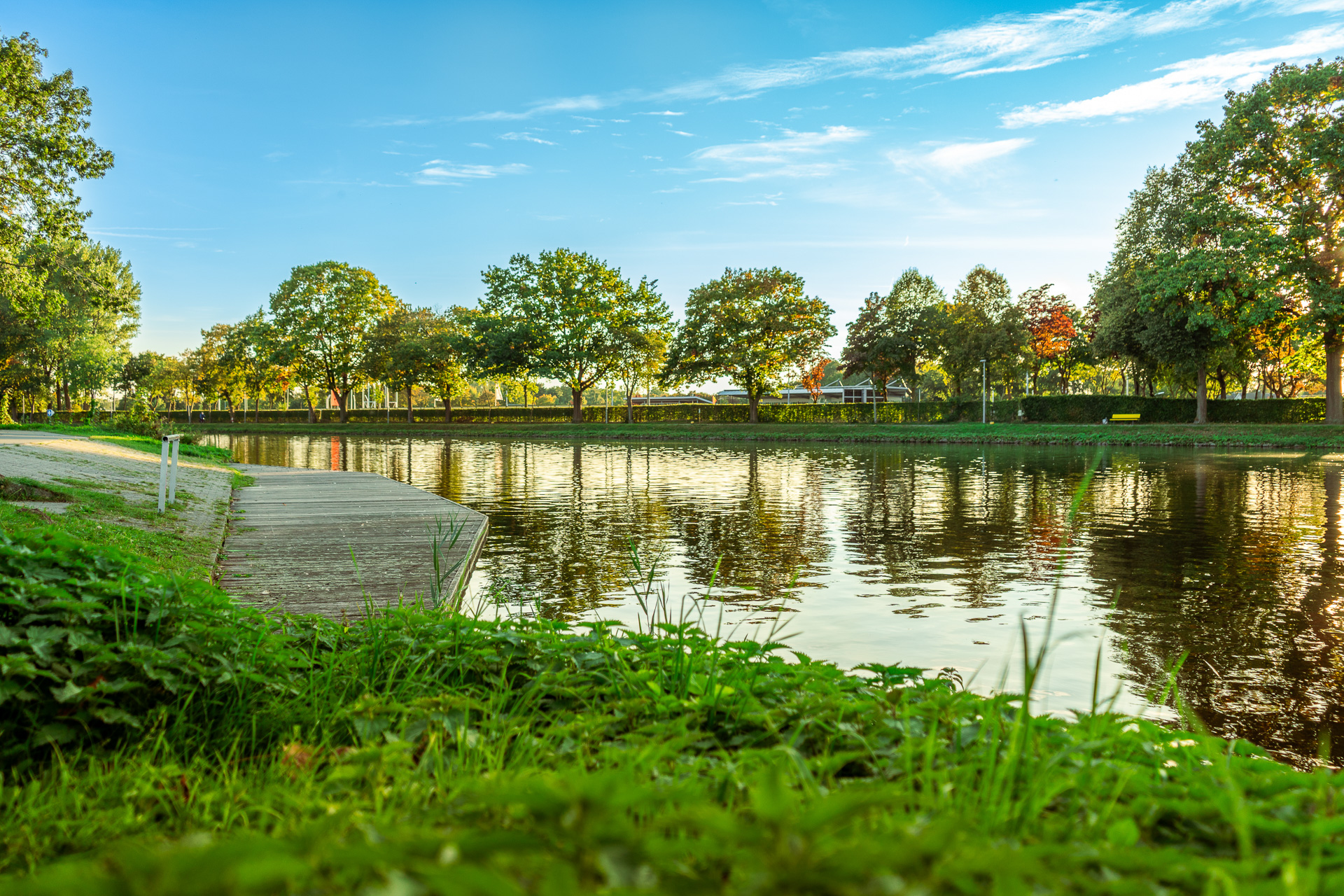 Blick auf Wasser und Grünanlage in Lingen